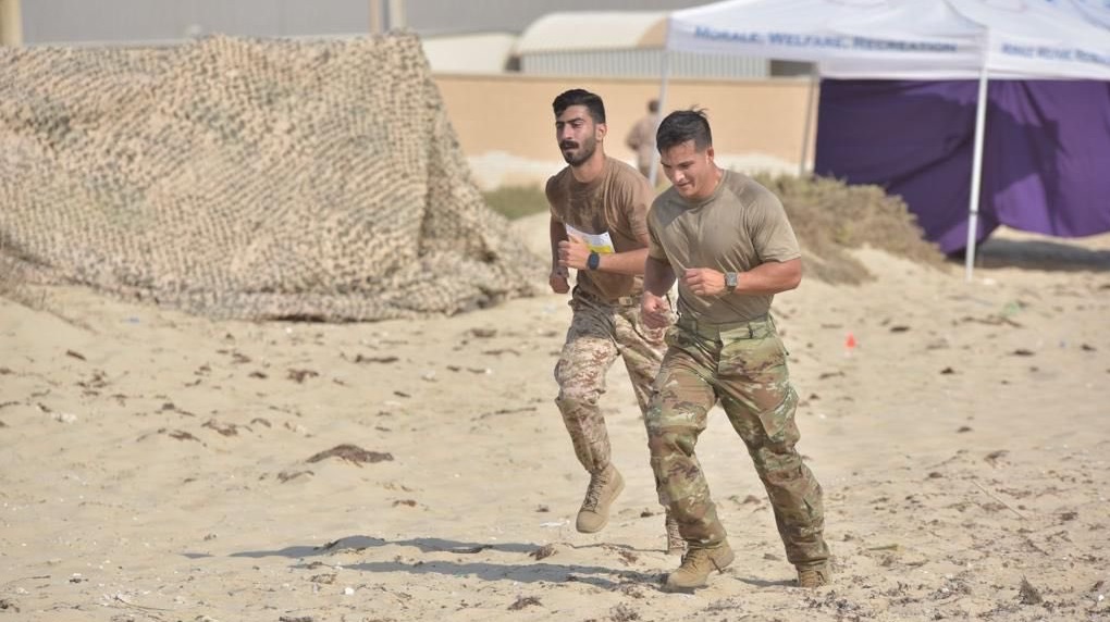 القوة البحرية الكويتية نظمت مسابقة «الرجل الحديدي»